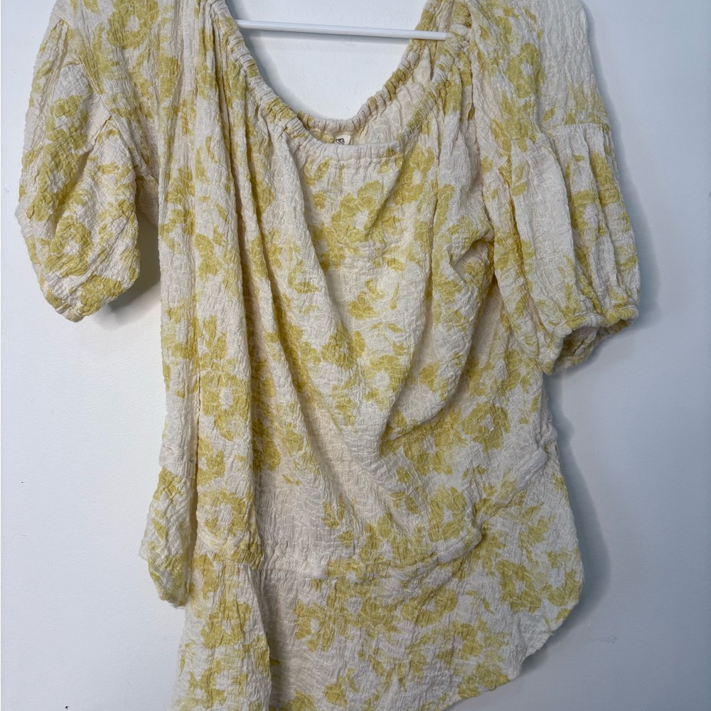 Free People Yellow and Cream Ruffled Puff Sleeve Blouse